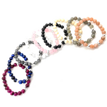 Load image into Gallery viewer, Plain Silver Gemstone Bracelet